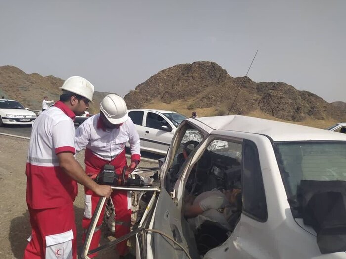 عکس| تصادف مرگبار در محور منوجان - بندرعباس / ۵ نفر کشته شند عکس| تصادف مرگبار در محور منوجان - بندرعباس / ۵ نفر کشته شند