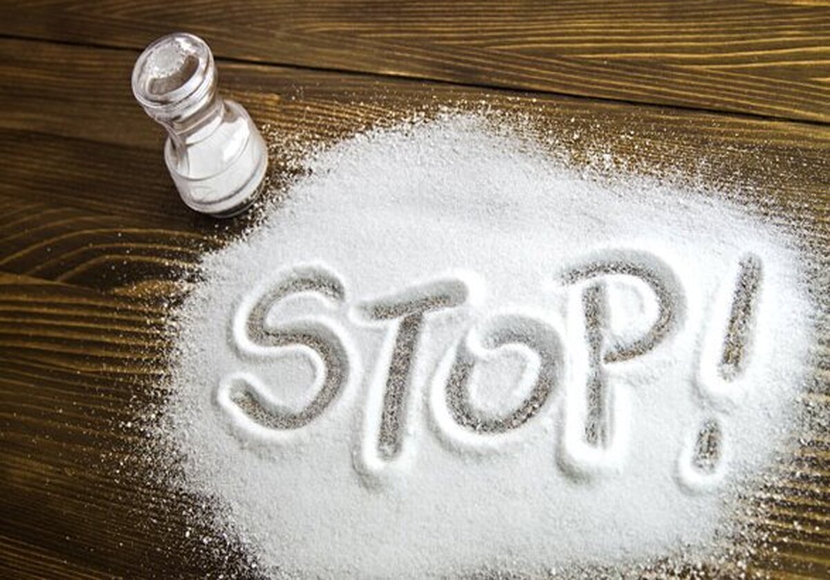 مصرف روغن، نمک و شکر را تا می‌توانید کمتر کنید