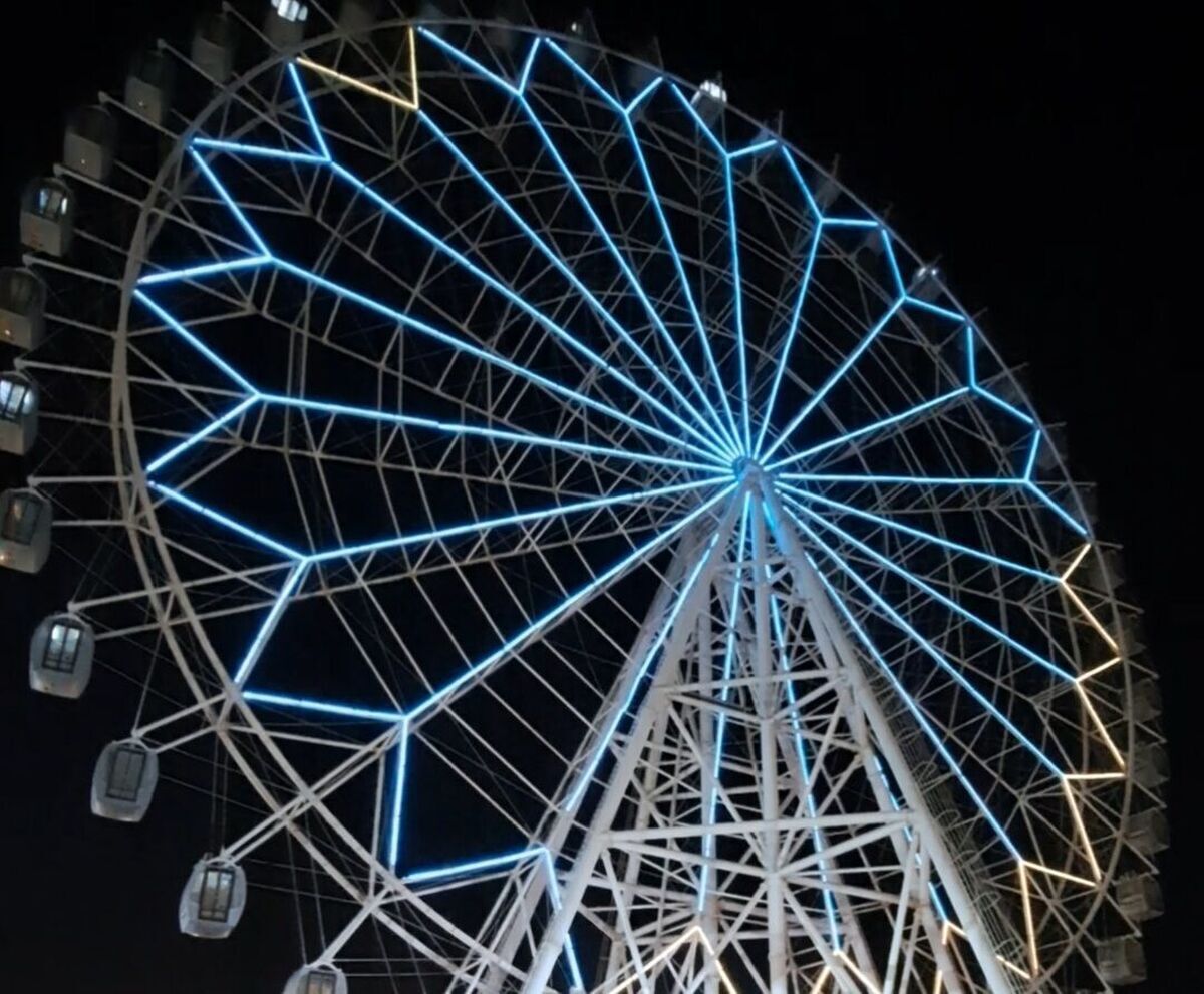 مصدومیت 9 نفر بر اثر سقوط از چرخ و فلک در قزوین