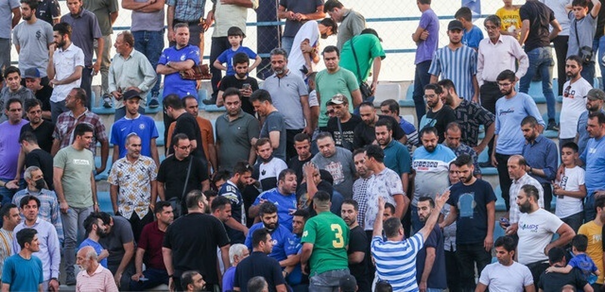 عکس| جنجال هانی کرده بین استقلالی ها/ حراست وزارت ورزش تذکر داد