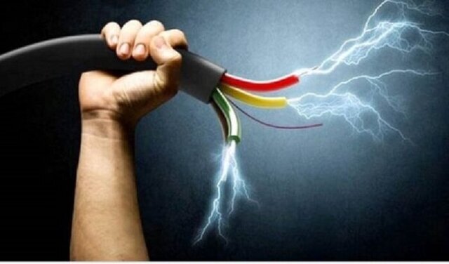 برق جان 7 همدانی را گرفت