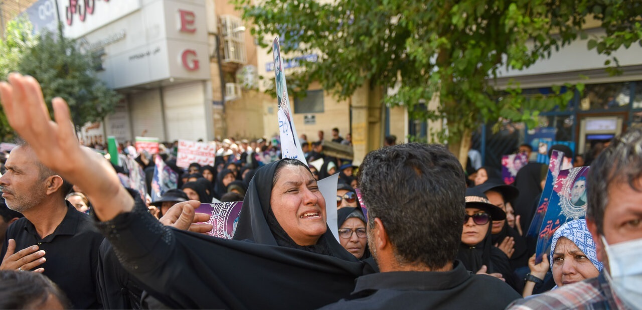 تشییع 2 شهید حادثه تروریستی شاهچراغ