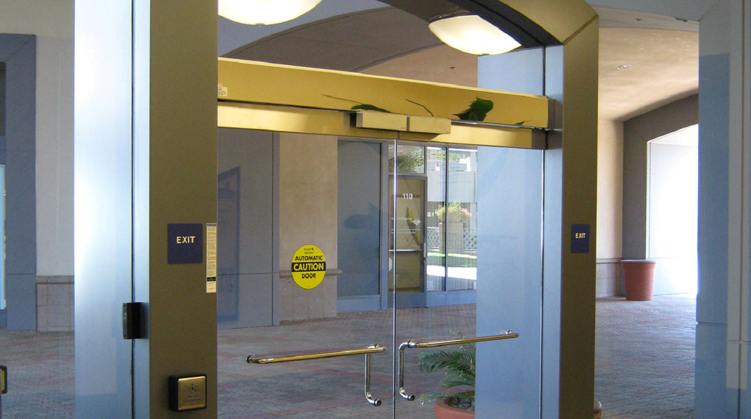 دربهای اتوماتیک لولایی | خدمات نصب، مشاوره و اجرا دربهای اتوماتیک لولایی | خدمات نصب، مشاوره و اجرا