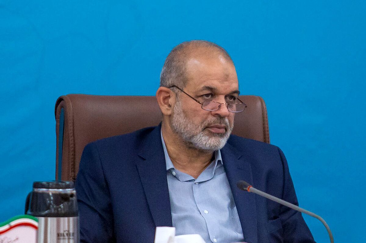 وزیر کشور: طرح عملیاتی سپاه تهران می‌تواند نقطه کلیدی برای حضور در بحران باشد