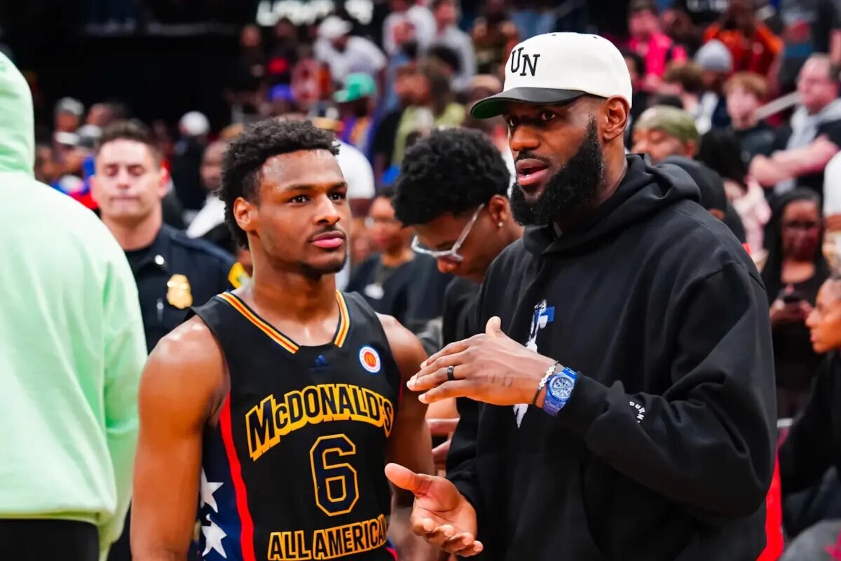 واکنش شوکهکننده ایلان ماسک به ایست قلبی پسر ۱۸ ساله لبران جیمز واکنش شوکهکننده ایلان ماسک به ایست قلبی پسر ۱۸ ساله لبران جیمز