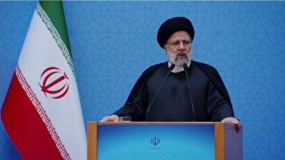دولت به امداد‌های الهی نیز باور دارد