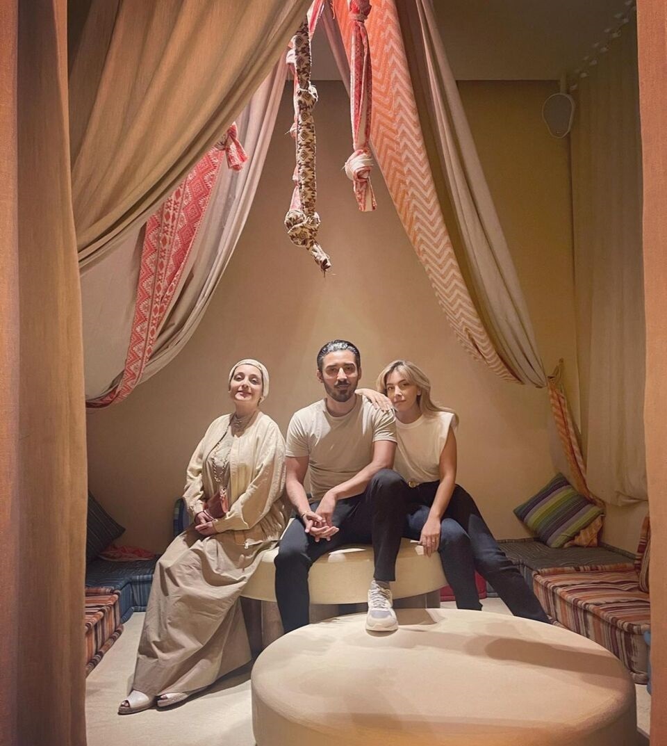 عکس| ست کِرِم سروین و ساره بیات با رضا گوچی