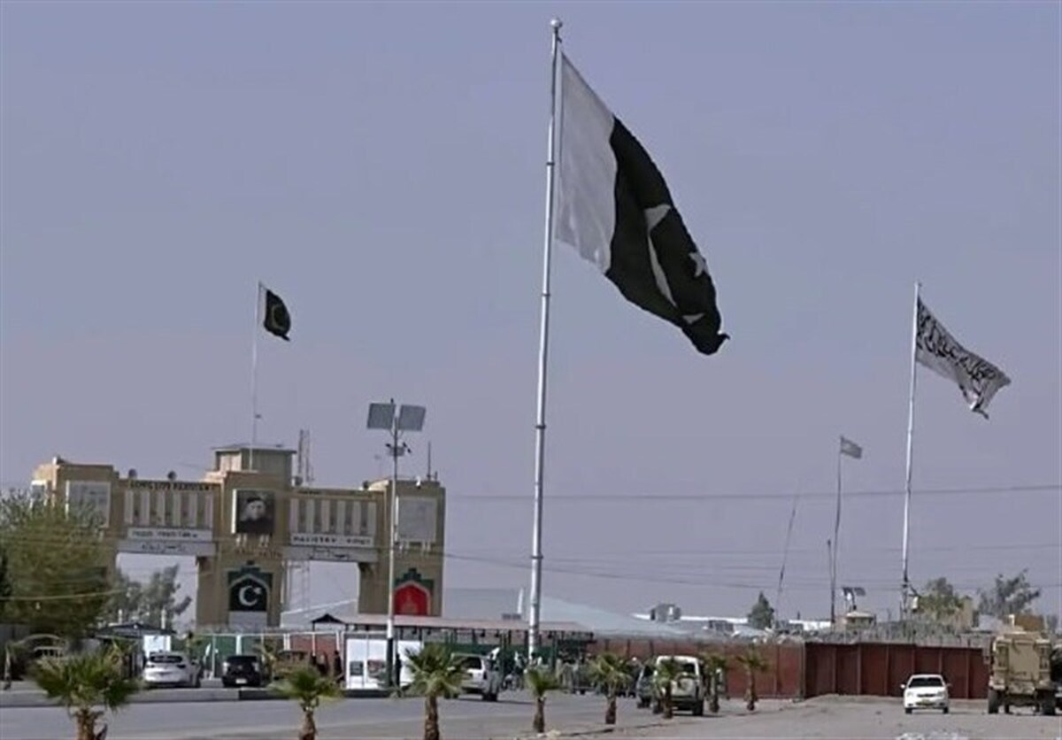 طالبان و پاکستان درگیر شدند/ گذرگاه تورخم بسته شد