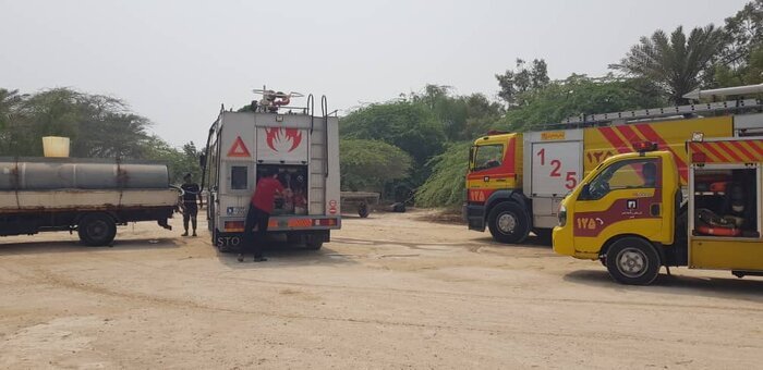 عکس| پارک دلفینهای کیش آتش گرفت