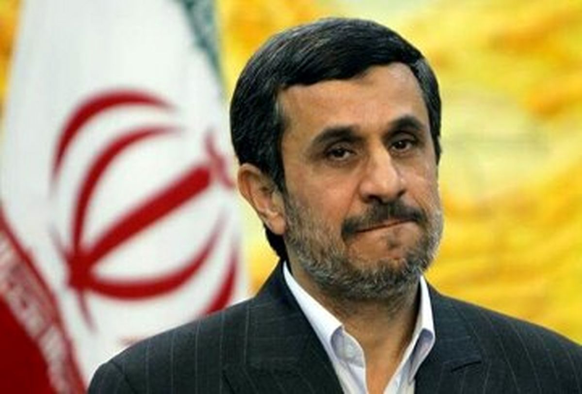 نامه هشدارآمیز احمدی‌نژاد به مقامات ارشد امنیتی و نظامی مبنی بر انجام اقداماتی برای ترور او