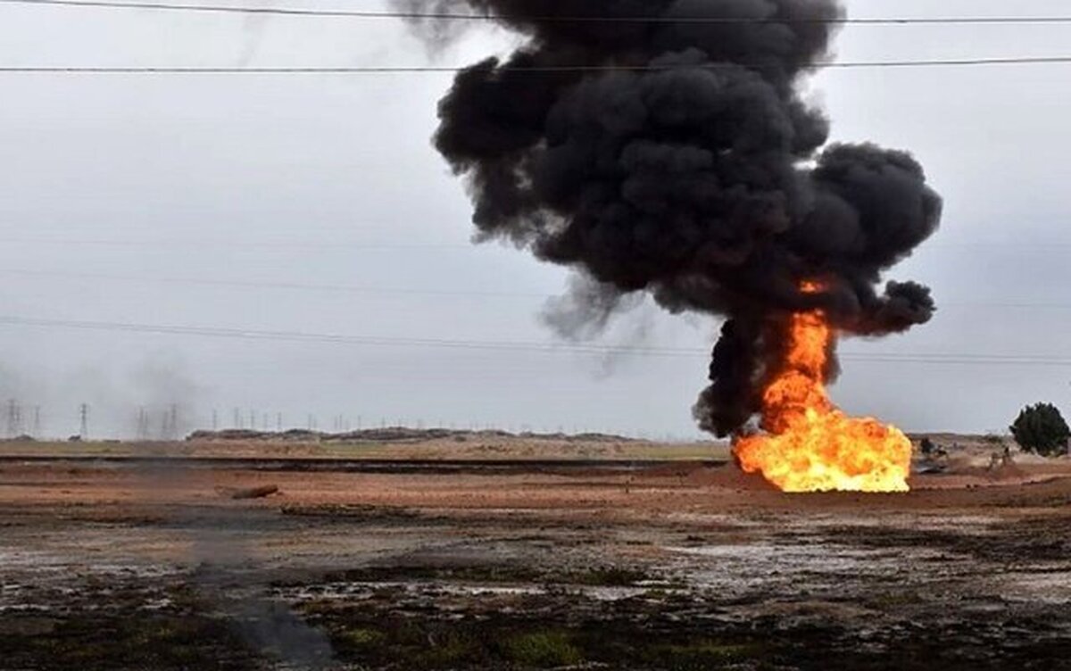 انفجار خط لوله انتقال نفت عسلویه به پالایشگاه نفت بندرعباس/ تایید مرگ ۲ نفر