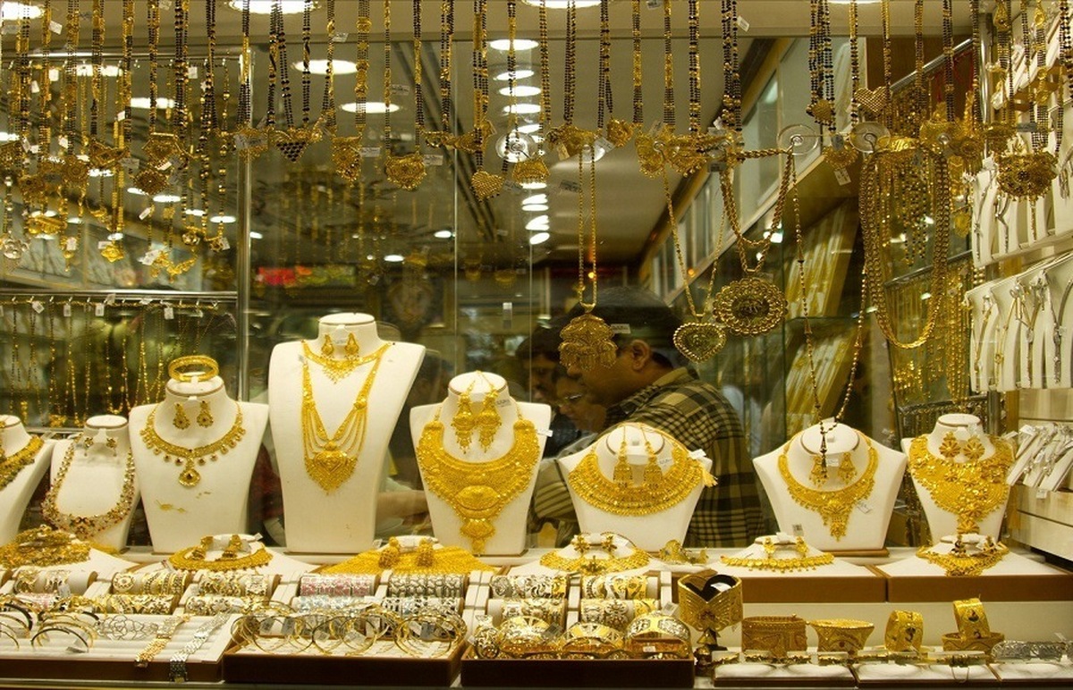 طلا فروشان سرمایه‌های خود را به دیگر کشور‌ها برده‌اند