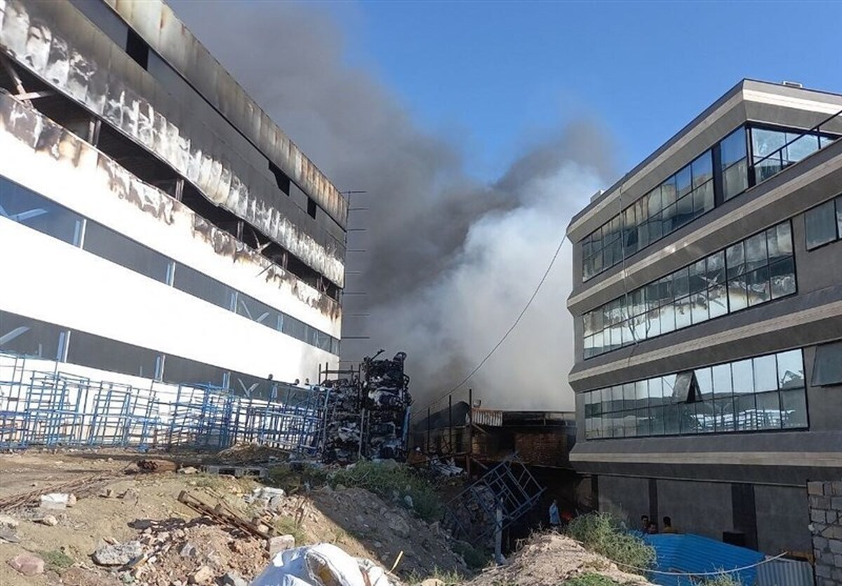 فیلم| آتش‌سوزی مهیب یک کارخانه در بناب