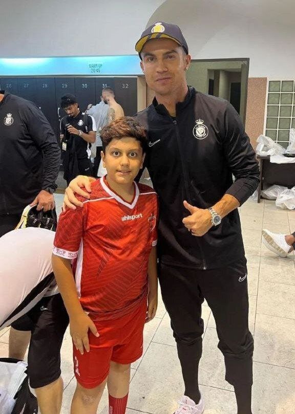 تصویر| انتشار عکس جنجالی دیدار پسر بیرانوند با رونالدو در رختکن النصر