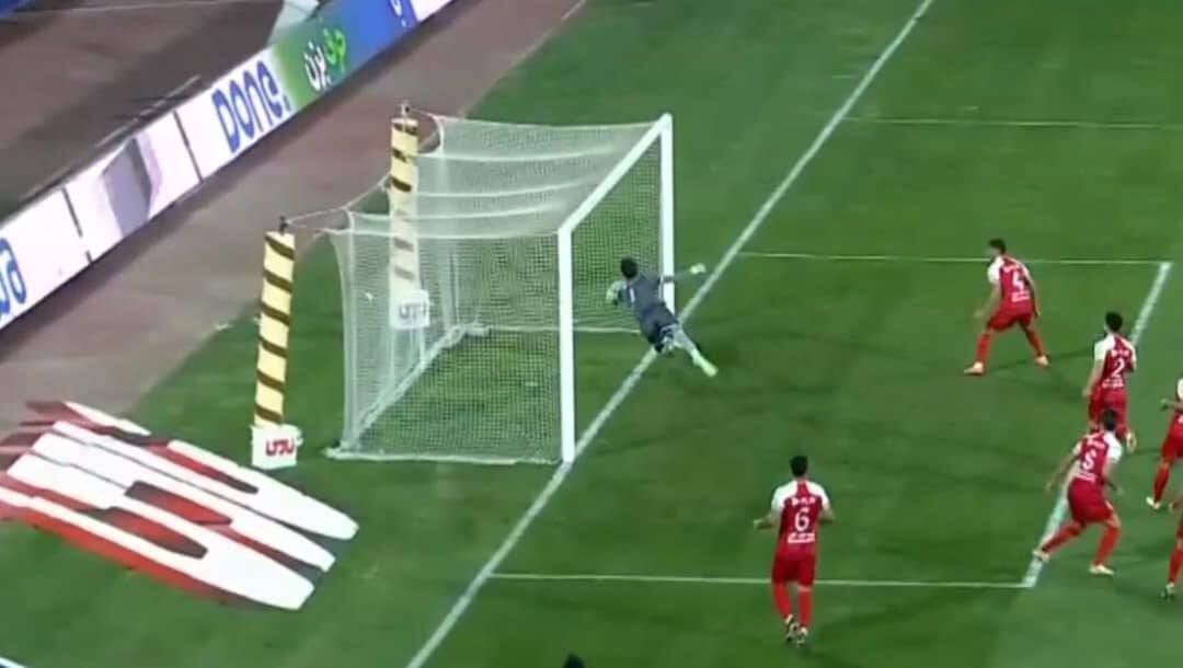 نقش مهم بیرانوند در برد پرسپولیس مقابل گل‌گهر