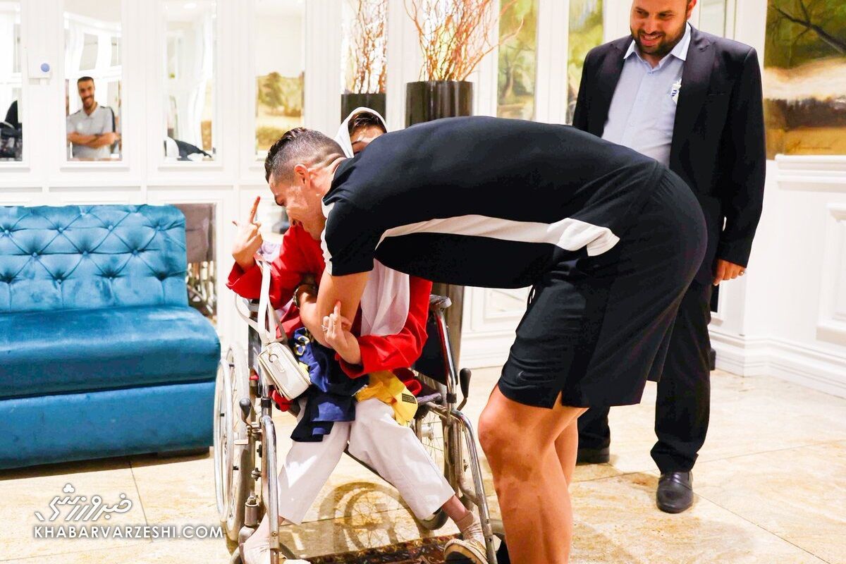 از حواشی محبت رونالدو به فاطمه حمامی؛ آیا رونالدو شلاق خواهد خورد؟