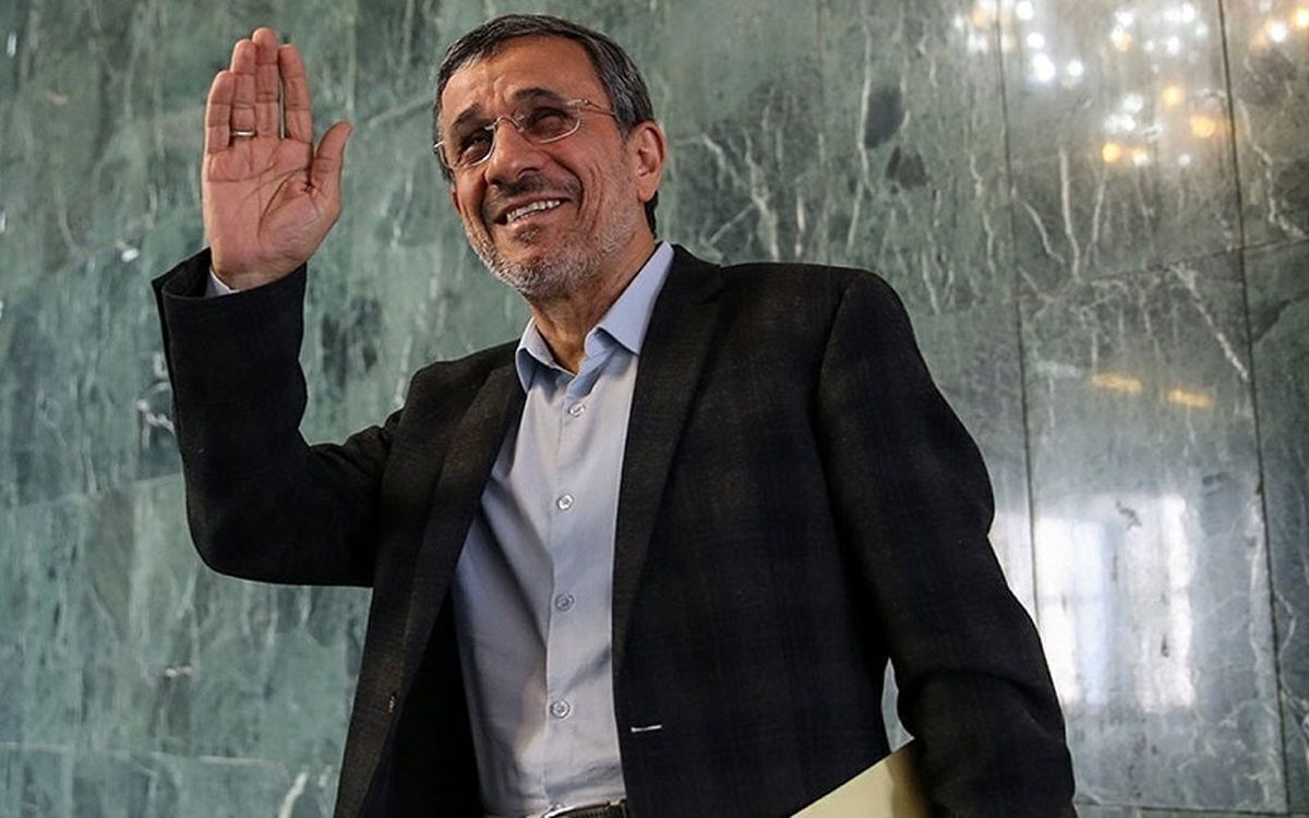 انتقاد روزنامه اصولگرا از سکوت احمدی نژاد در مقابل فاجعه غزه