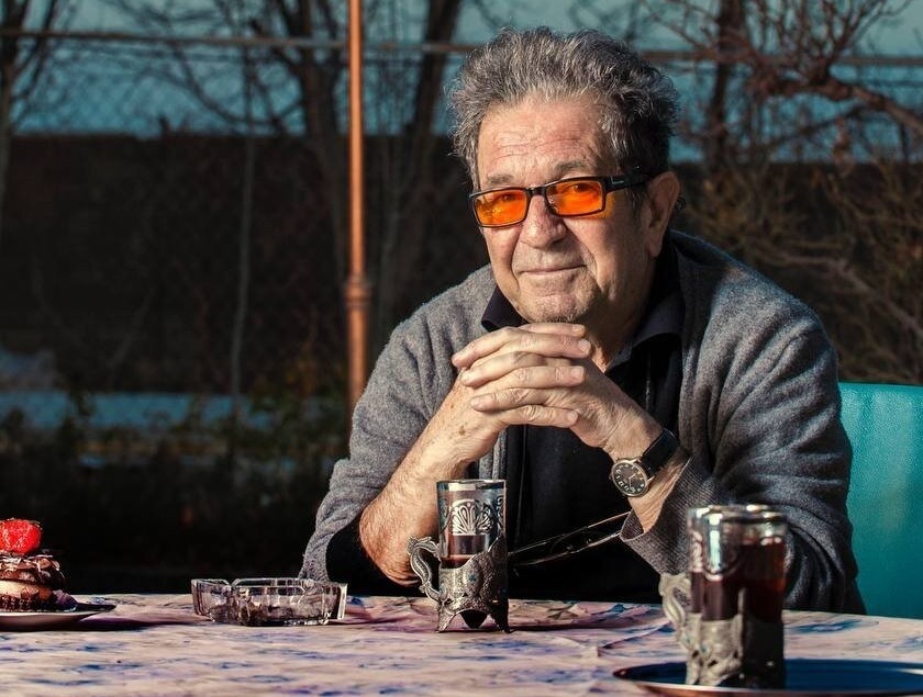 عکس| داریوش مهرجویی چرا عینک نارنجی میزد؟ عکس| داریوش مهرجویی چرا عینک نارنجی میزد؟