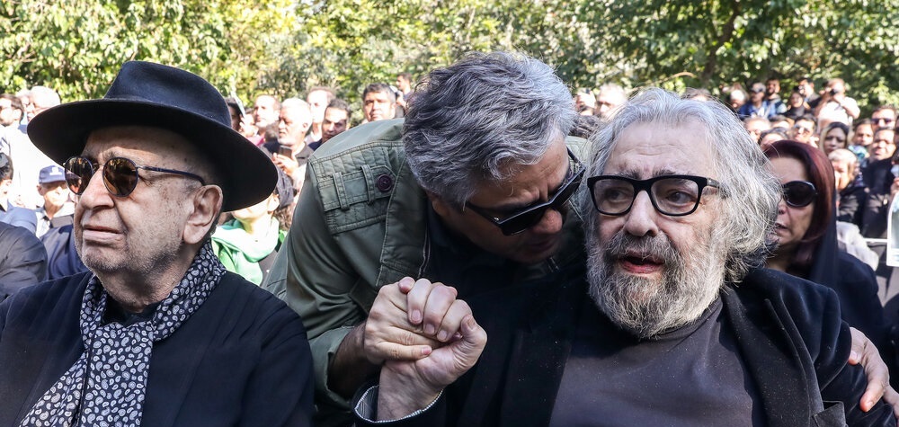 تصویر | لحظه دردناک خداحافظی مسعود کیمیایی با داریوش مهرجویی تصویر | لحظه دردناک خداحافظی مسعود کیمیایی با داریوش مهرجویی