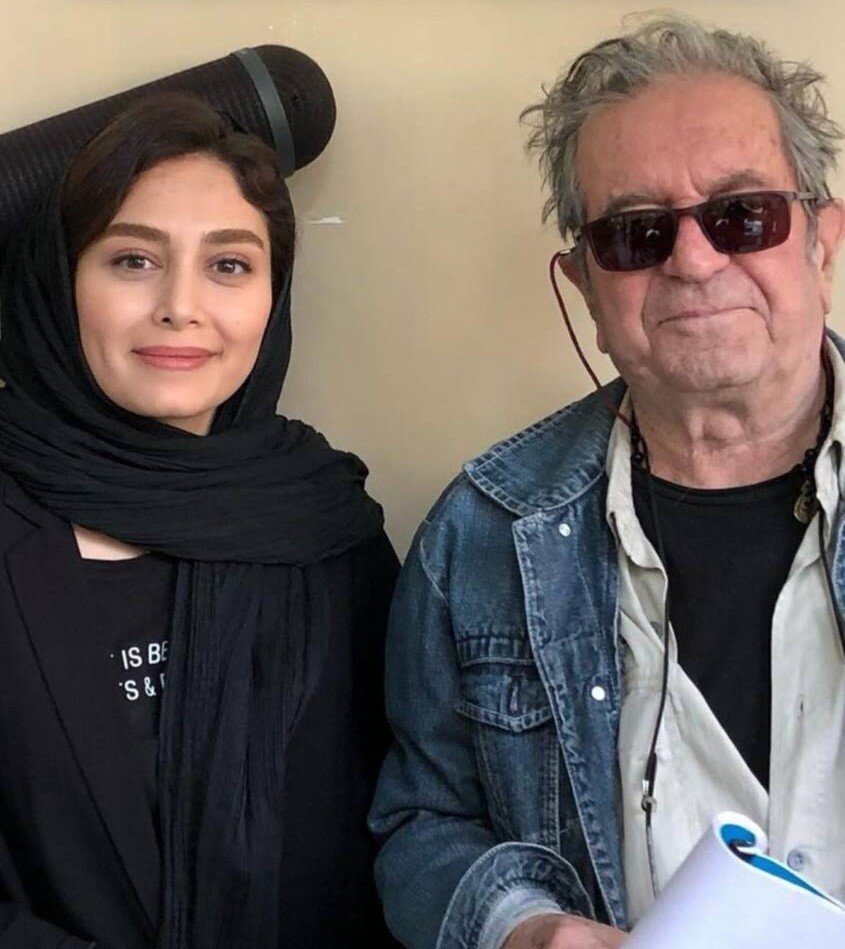 عکس| سلفی تلخ خانم بازیگر با داریوش مهرجویی عکس| سلفی تلخ خانم بازیگر با داریوش مهرجویی