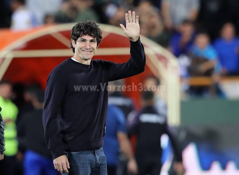 عکس| خارجی استقلال در آزادی، ولی ممنوع از بازی! عکس| خارجی استقلال در آزادی، ولی ممنوع از بازی!