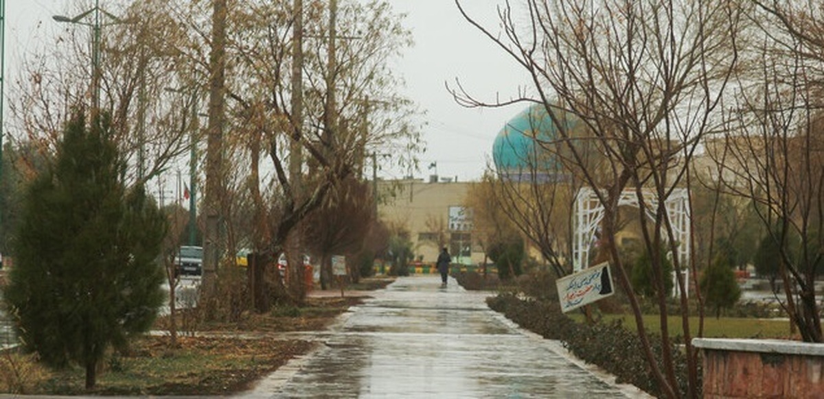 باران و رعد و برق در جنوب کشور/ از سفر غیرضروری خودداری کنید