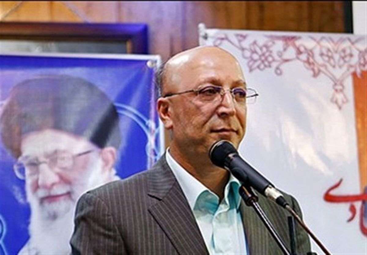 تصویر خبرساز وزیر علوم در دانشگاه تهران