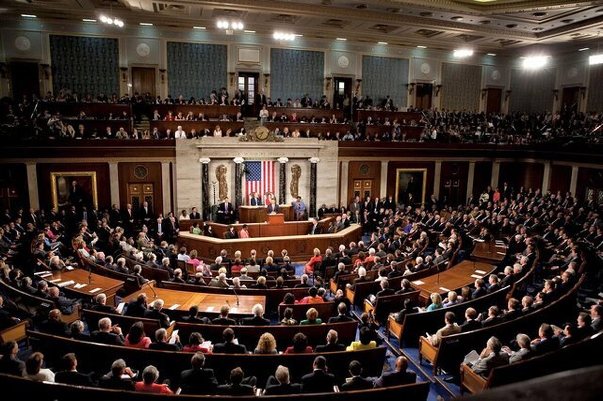 حذف کمک‌ها به اوکراین در لایحه بودجه موقت مجلس نمایندگان آمریکا