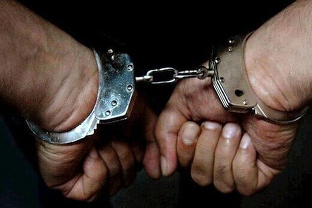 دزد خوش‌خواب دستگیر شد/ حمله سارق میانسال به ماموران پلیس