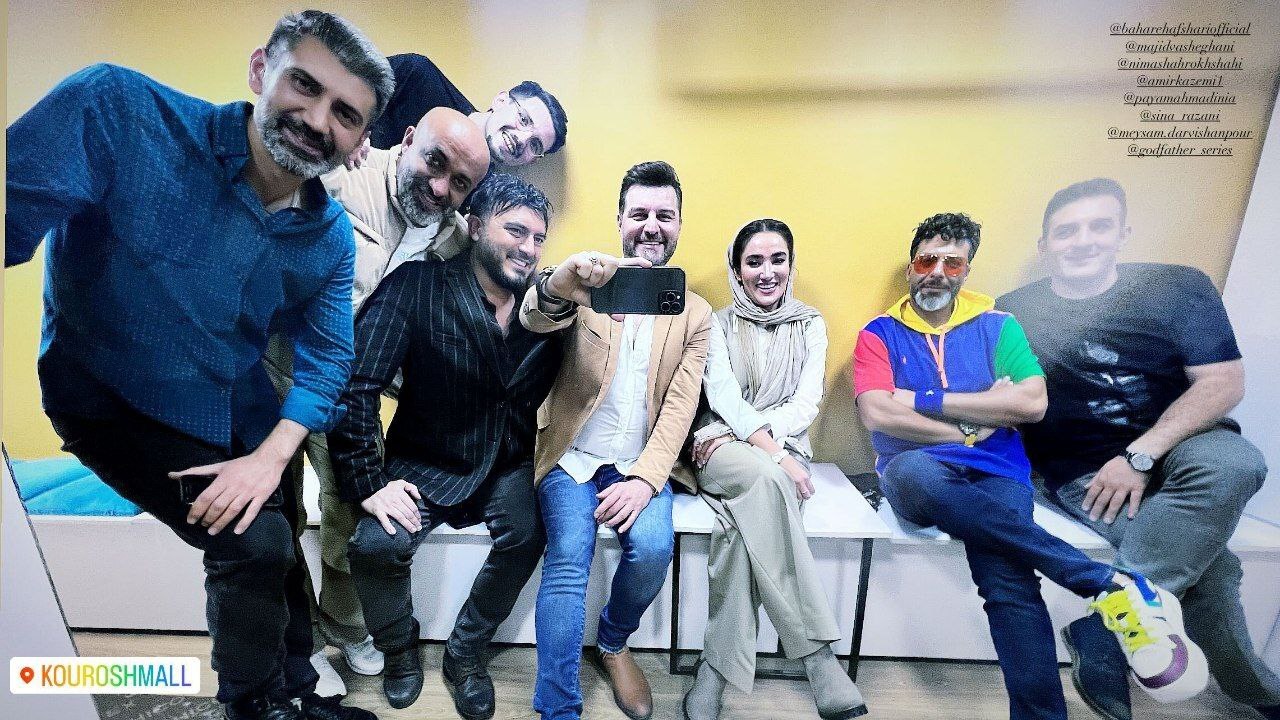 تیپ رنگارنگ مجید واشقانی در سلفی با باربد بابایی تیپ رنگارنگ مجید واشقانی در سلفی با باربد بابایی