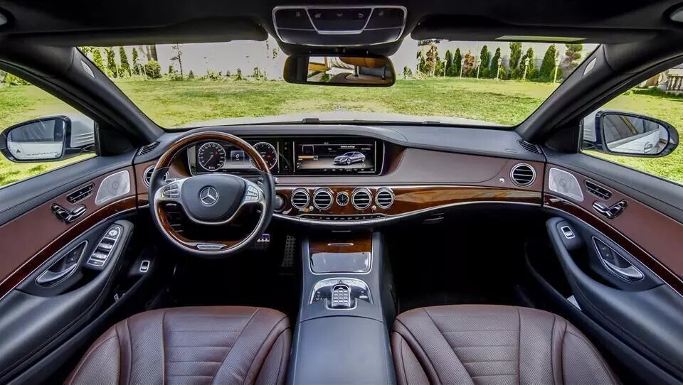 عکس| لوکس‌ترین خودروی جهان در تهران