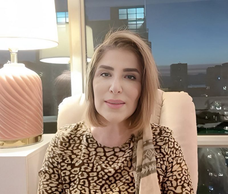 عکس | پوشش جنجالی ژیلا امیرشاهی مجری برنامه به خانه برمیگردیم در کانادا عکس | پوشش جنجالی ژیلا امیرشاهی مجری برنامه به خانه برمیگردیم در کانادا