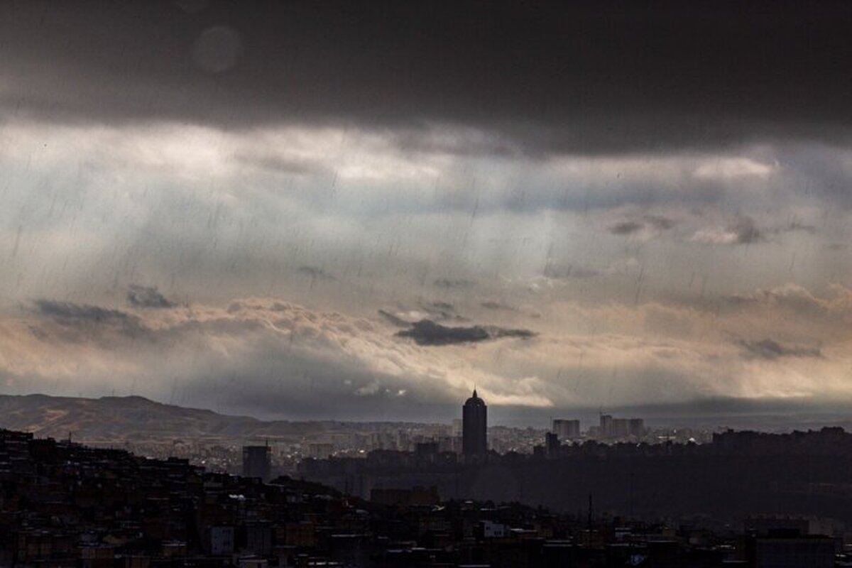 هواشناسی ۲۳ آبان ۱۴۰۲/ ورود سامانه بارشی از غرب به ایران/ آغاز بارش باران از فردا در ۱۷ استان