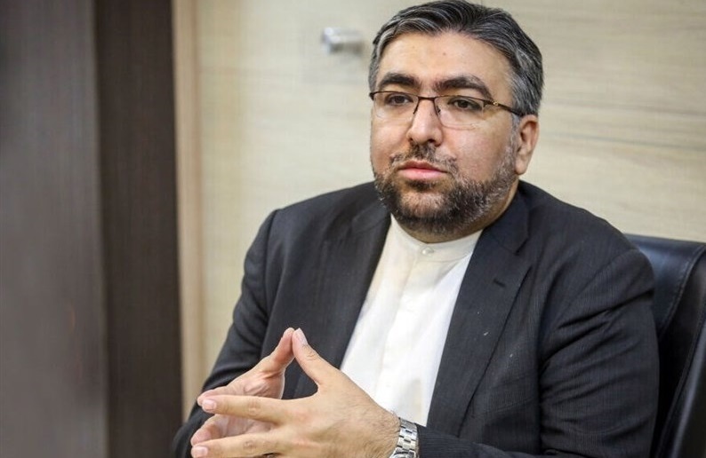 آقای خبر | برخی انتظار دارند که ایران مستقیم به جنگ ورود کند، اما ما مخالفیم/ این نبرد یک مبارزه ملی است