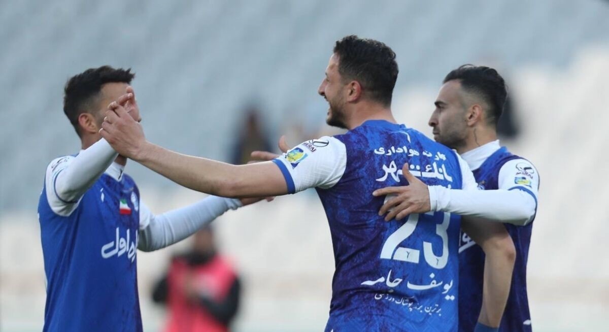 بازیکن مازاد پرسپولیس، ستاره کم‌حرف استقلال شد