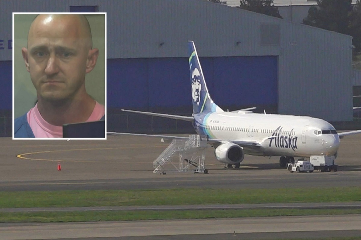 فیلم| این خلبان قصد داشت هواپیمایی با ۸۰ مسافر را سرنگون کند