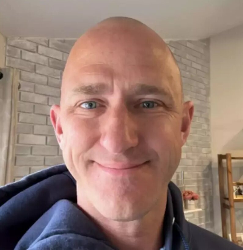 فیلم| این خلبان قصد داشت هواپیمایی با ۸۰ مسافر را سرنگون کند