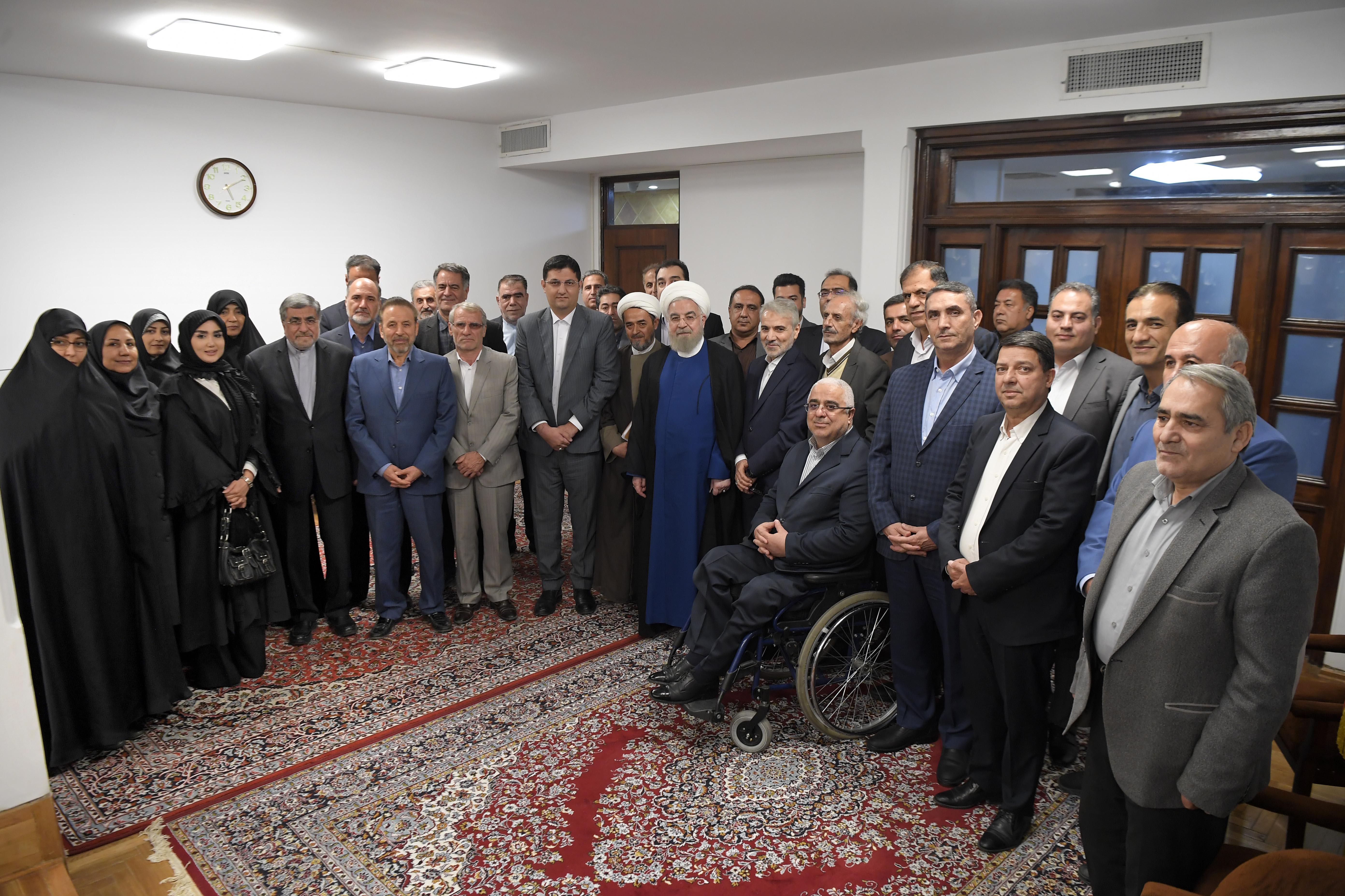 روحانی: رهبری بار‌ها در مقاطع بحرانی از وقوع جنگ جلوگیری کردند