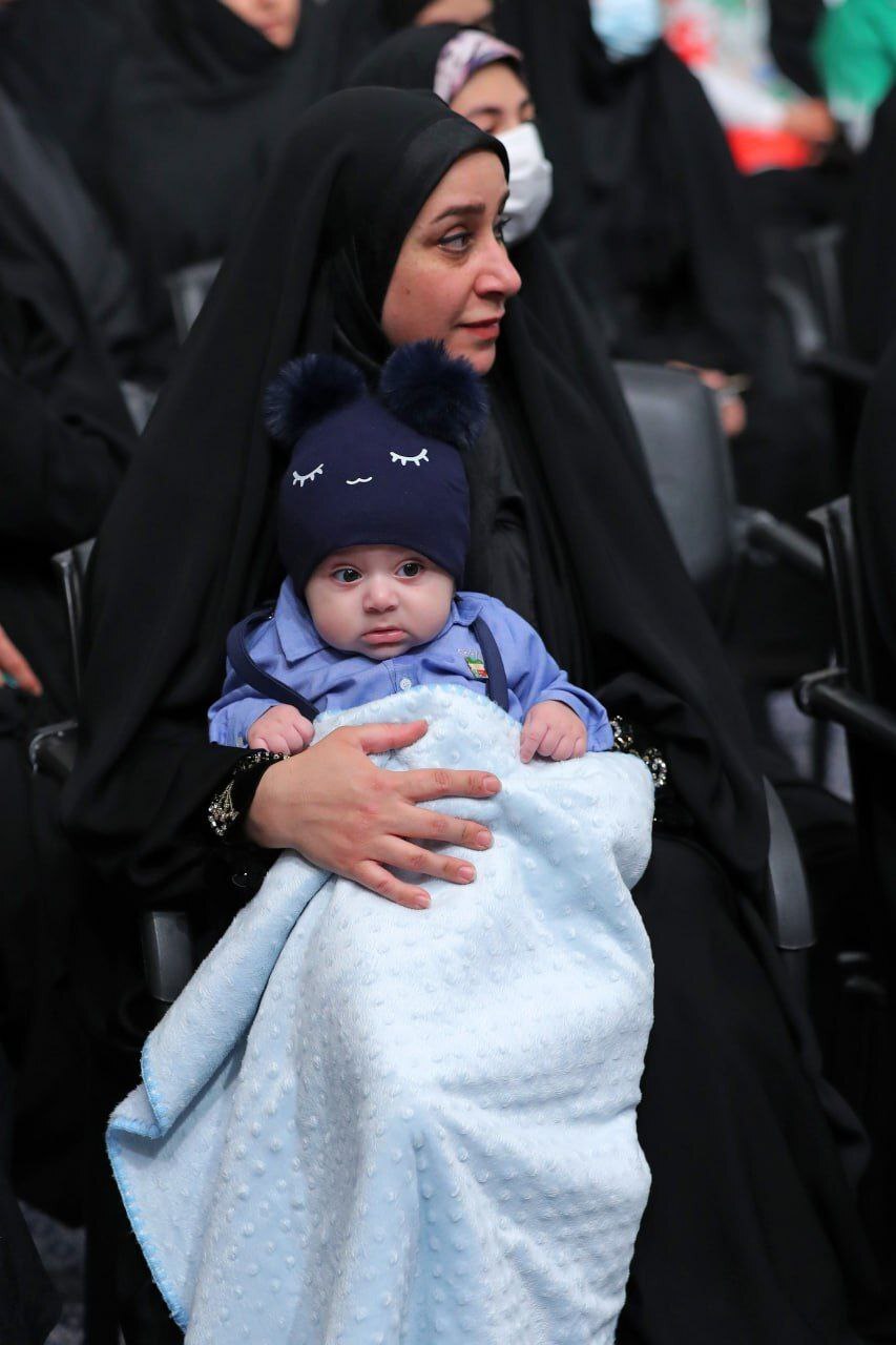 عکس| دو بانویی که رهبر انقلاب امروز حضورا از آن‌ها تشکر کرد