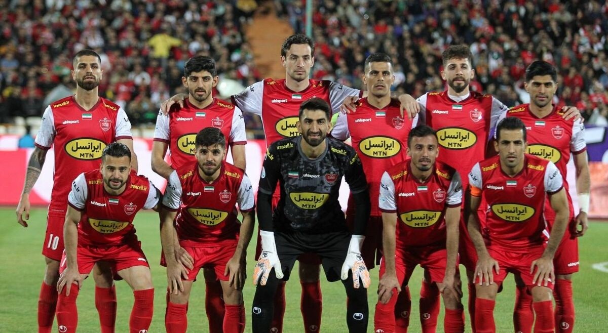 پرسپولیس نزدیک به استادیوم آزادی اردو زد پرسپولیس نزدیک به استادیوم آزادی اردو زد