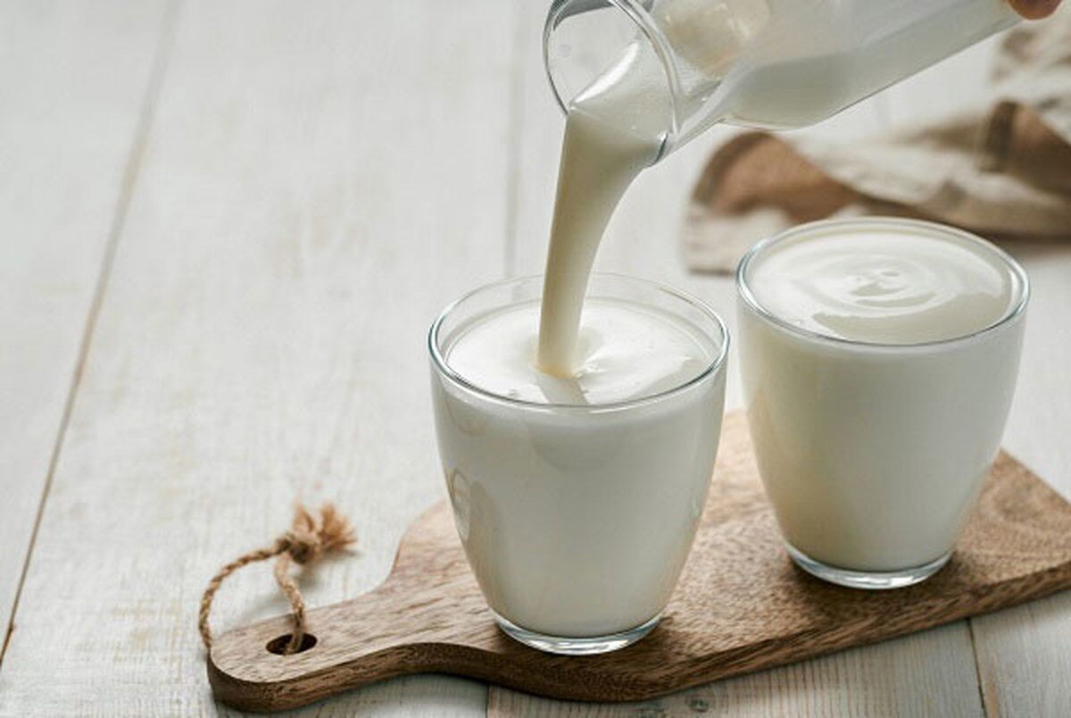 در روز‌های آلوده شیر کم چرب بخوریم یا پرچرب؟ + جدول قیمت