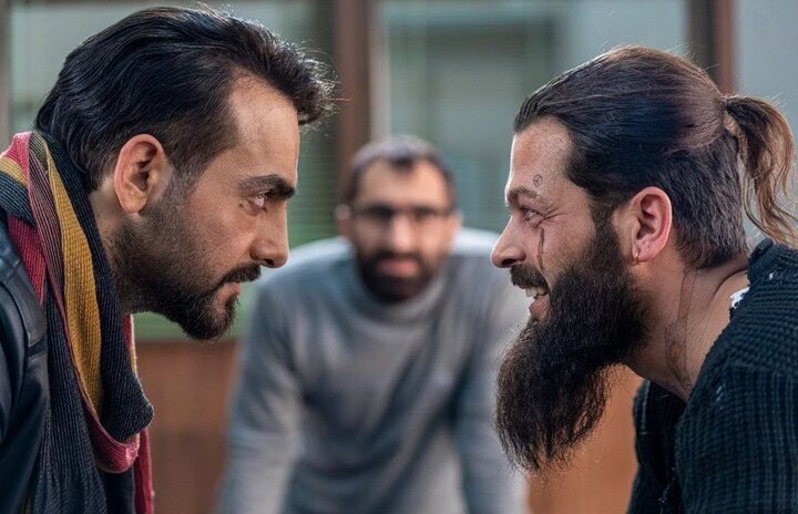 عکس| چهره عجیب پژمان بازغی با خالکوبی و جای زخم چاقو روی صورتش