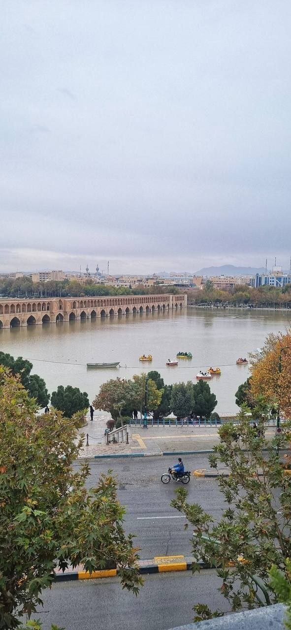 عکس| حال و هوای خوش زایندهرود عکس| حال و هوای خوش زایندهرود