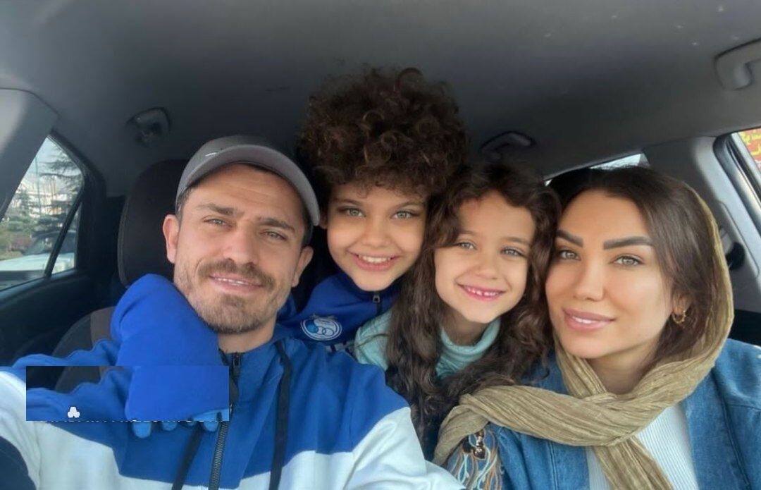 عکس| کانون گرم خانواده وریا غفوری با تم آبی و لوگو استقلال