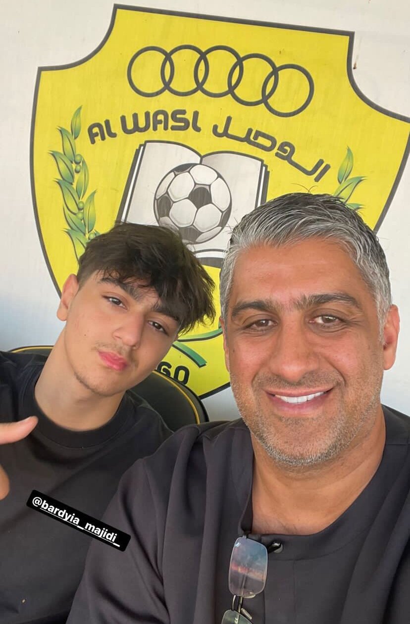 عکس‌| پسر فرهاد مجیدی و عمویش تماشاگر شکست اتحاد کلباء
