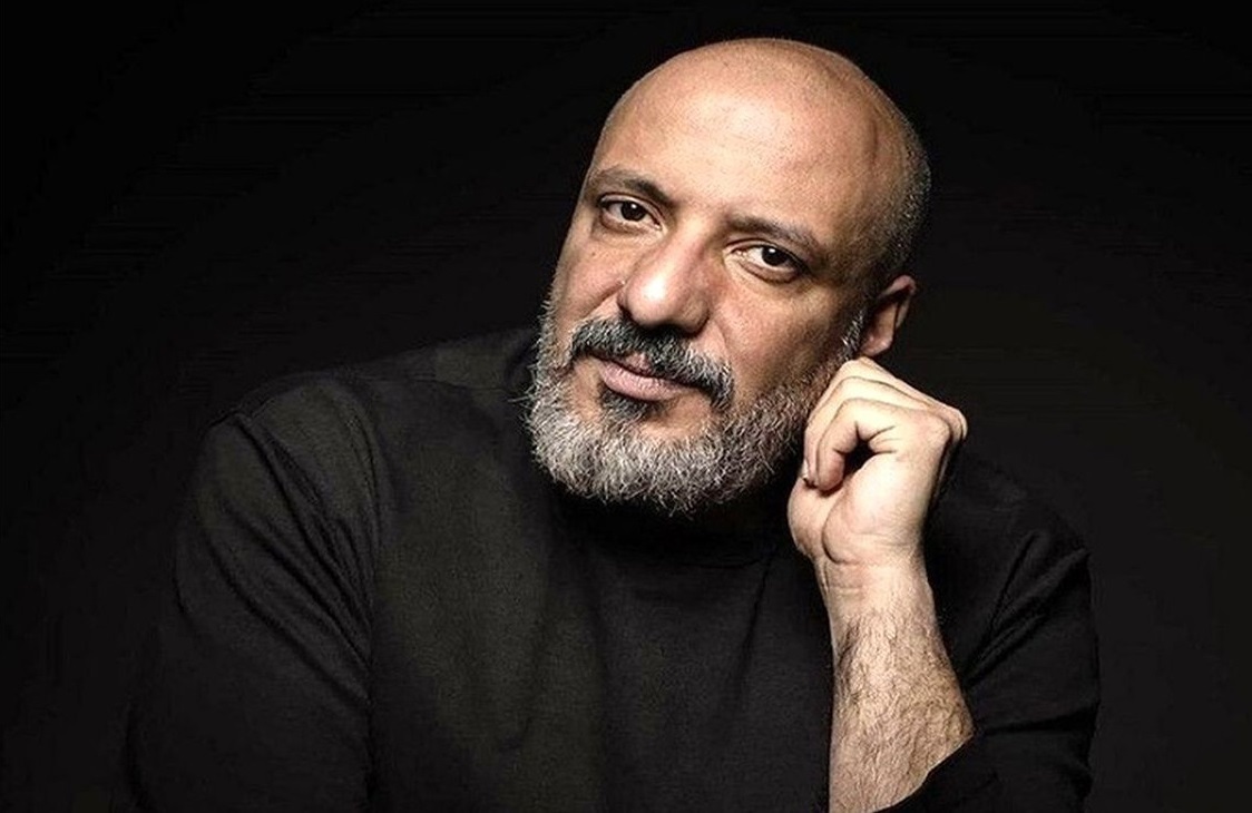 عکس| سر زخمی امیر جعفری در کنار ستاره پسیانی مقابل آینه