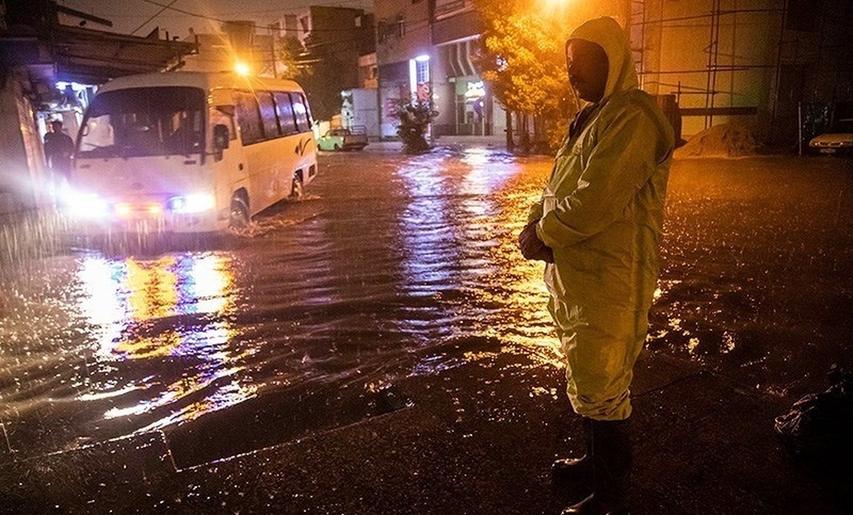 درگیری ۳ استان با سیل و آب‌گرفتگی/ اسکان اضطراری ۳۱۸ نفر/ جاده کندوان مسدود شد