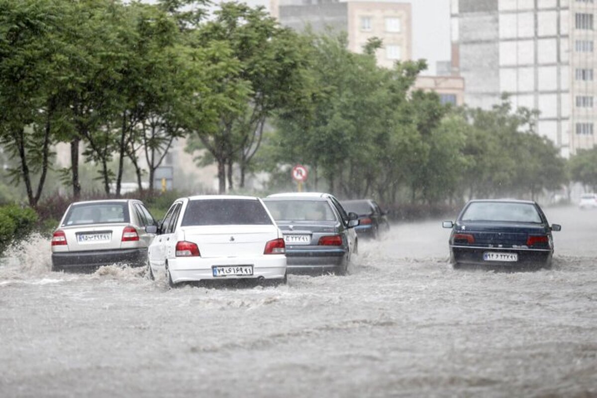 هواشناسی ۱۴۰۲/۰۹/۰۶؛ هشدار بارش باران و برف در ۱۶ استان/هوای تهران تمیز می‌شود