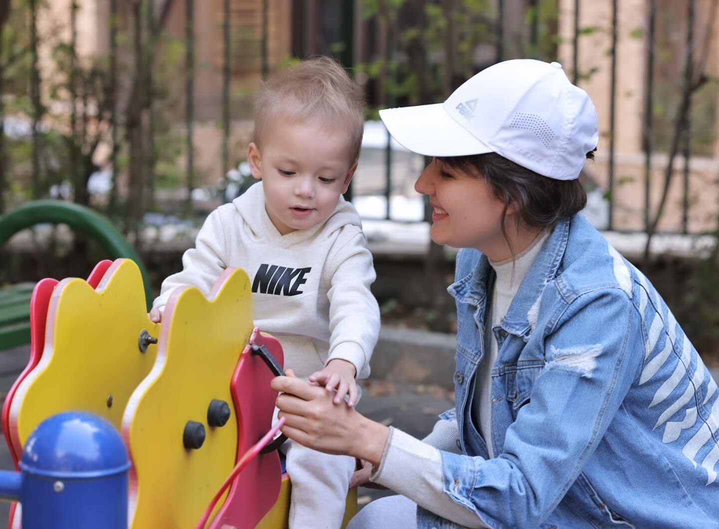 عکس| تصویر همسر ساعد سهیلی با پسرش سوژه شد!