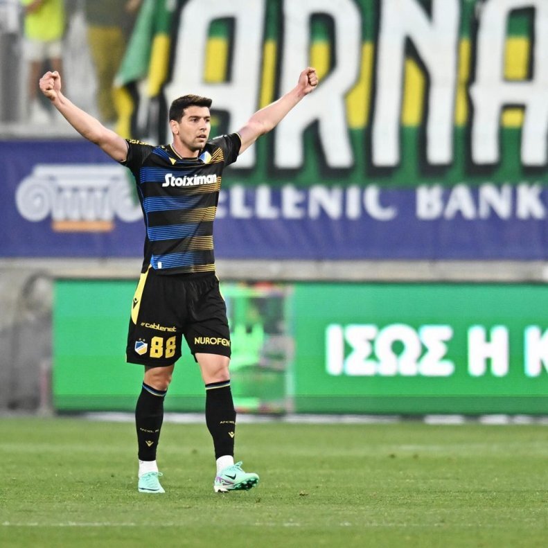 عکس| سعید مهری فرشته نجات ساپینتو عکس| سعید مهری فرشته نجات ساپینتو